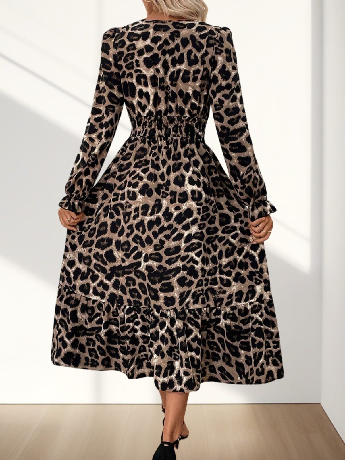 Hot New V-neck Printed Long Sleeve Dress with Waist Belt Elegant
